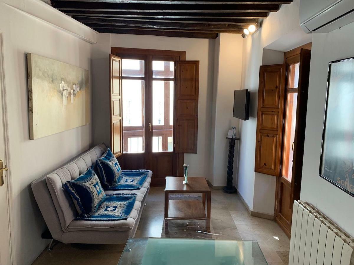 Charming Apartments De Gomerez Granada Exterior photo